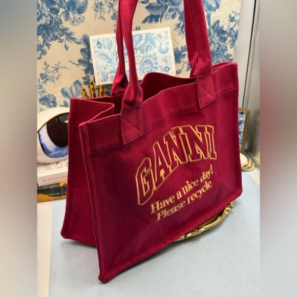 🆕 GANNI 🧿 NWOT Large Easy Shopper, Burgundy Cotton & Yellow Embroidery - Picture 3 of 12